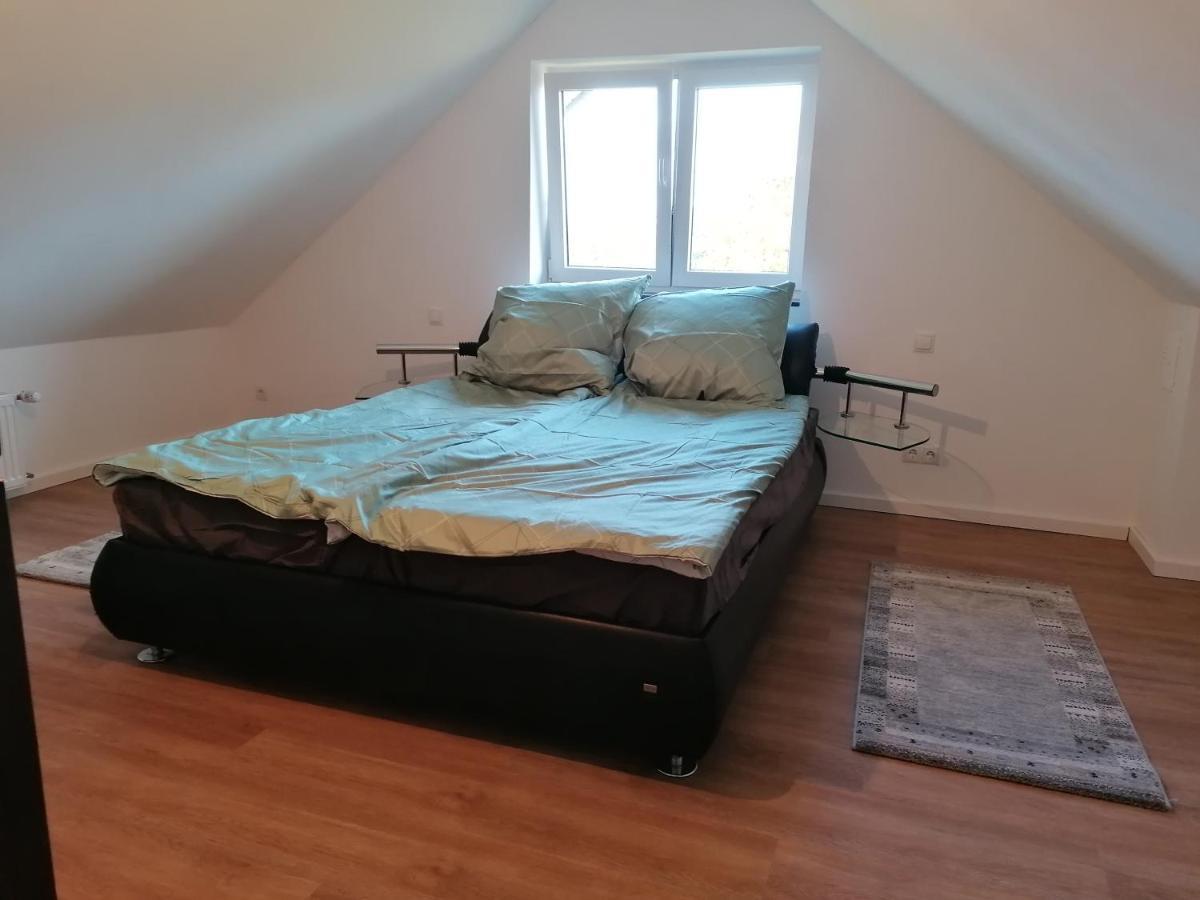 Apartment Gemuetliche Auf 2 Etagen *